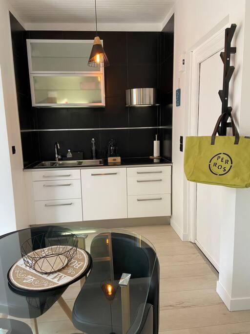 Appartement Cosy Avec Jardin En Centre-Ville Перос-Гирек Екстериор снимка