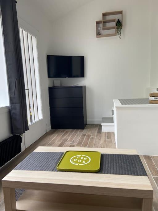 Appartement Cosy Avec Jardin En Centre-Ville Перос-Гирек Екстериор снимка